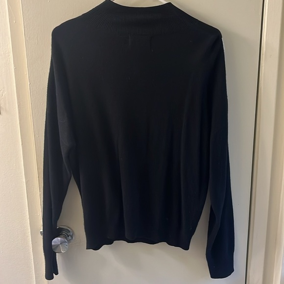 Old Navy Sweater Small - Picture 2 of 3